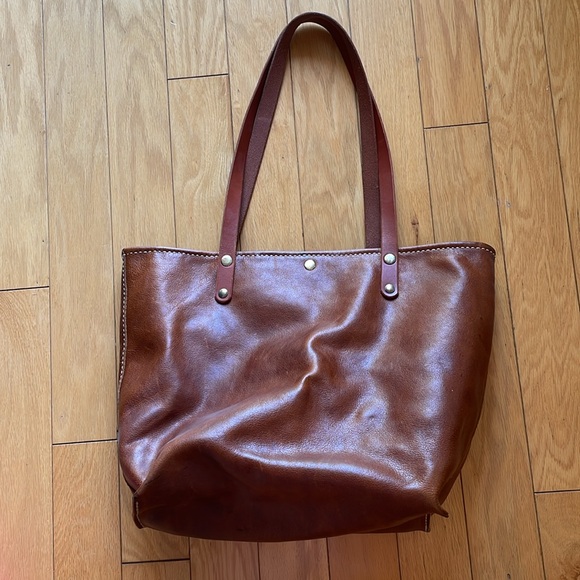 Hand crafted large leather tote - Picture 3 of 10